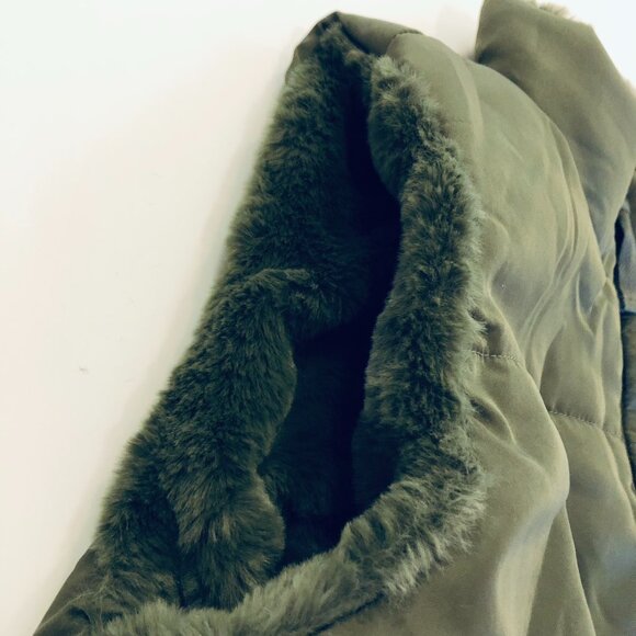 Forever 21 Zip Up Puffer Vest Jacket 2 Way Reversible Plush Trim Size L Green - Picture 7 of 16